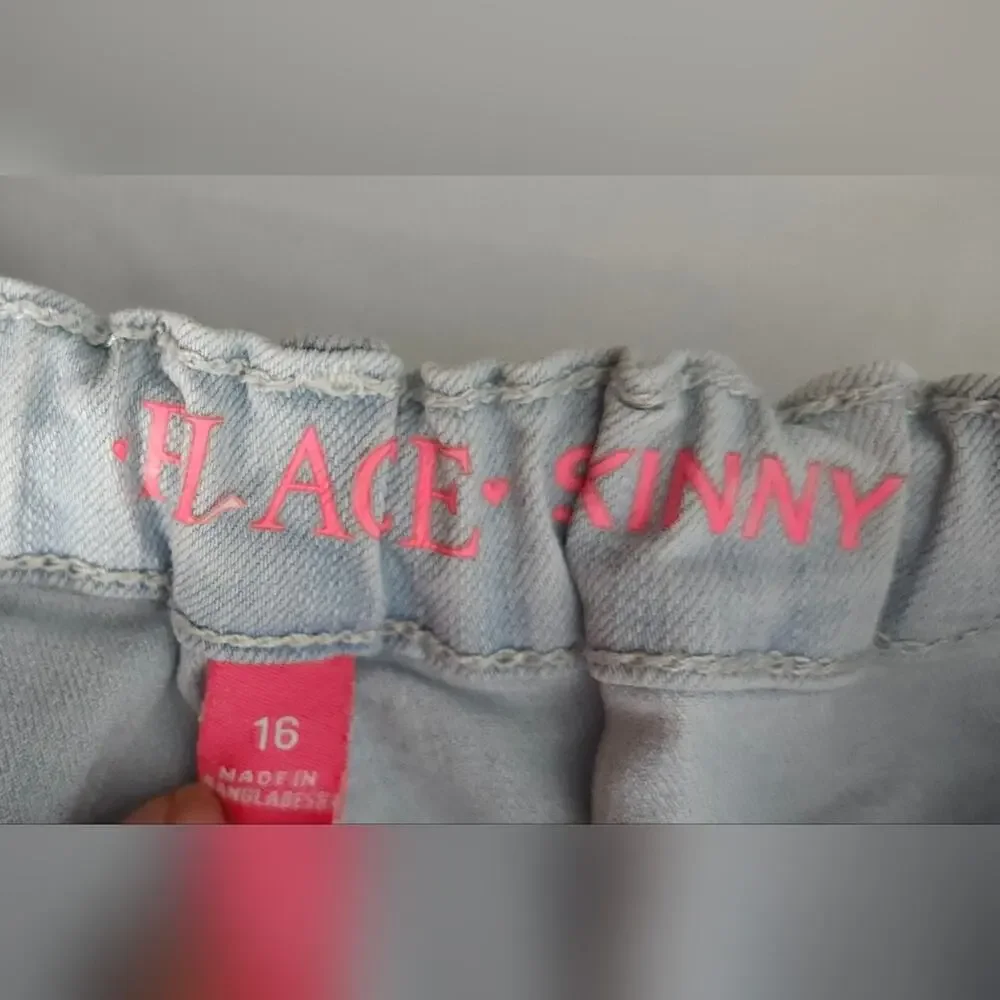 Girls Children’s Place Skinny Jeans • Size 16 • Light Blue Stone Wash
